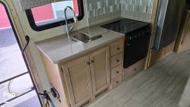 2019 Thor Motor Coach Windsport 35M, $ 84,000