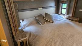 2019 Thor Motor Coach Windsport 35M, $ 84,000