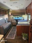 2017 Forest River Sunseeker 3170DS, $ 45,600
