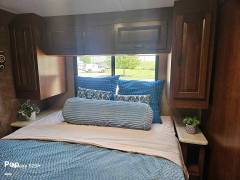 2017 Forest River Sunseeker 3170DS, $ 45,600