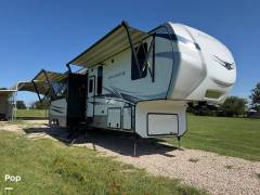 2022 Keystone Avalanche 390DS, $ 57,300