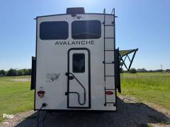 2022 Keystone Avalanche 390DS, $ 57,300