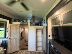 2022 Keystone Avalanche 390DS, $ 57,300