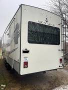 2022 Keystone Montana 3121RL, $ 64,250