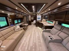2019 Tiffin Phaeton 44OH, $ 222,000