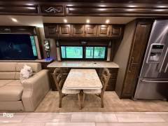 2019 Tiffin Phaeton 44OH, $ 222,000
