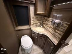 2019 Tiffin Phaeton 44OH, $ 222,000