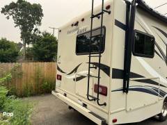 2015 Thor Motor Coach Freedom Elite 23H, $ 37,500