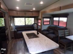 2024 Grand Design Reflection 28RL, $ 33,700