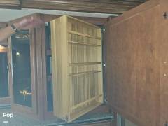 2015 Fleetwood Discovery 40E, $ 139,500
