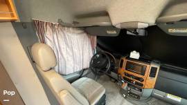 2008 Leisure Travel Free Spirit 210B, $ 35,000