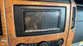 2008 Leisure Travel Free Spirit 210B, $ 35,000