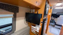 2008 Leisure Travel Free Spirit 210B, $ 35,000