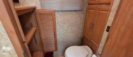 2006 Winnebago Journey 36G, $ 44,999