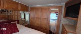 2006 Winnebago Journey 36G, $ 44,999
