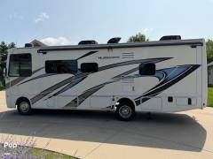 2023 Thor Motor Coach Hurricane 29M, $ 104,900