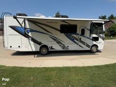 2023 Thor Motor Coach Hurricane 29M, $ 104,900