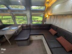 2017 Airstream International Serenity 30RB, $ 89,900