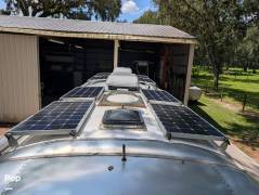 2017 Airstream International Serenity 30RB, $ 89,900