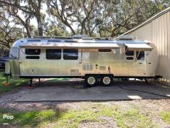 2017 Airstream International Serenity 30RB, $ 89,900