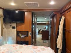 2014 Itasca Solei 34T, $ 68,000