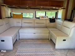 2014 Itasca Solei 34T, $ 68,000