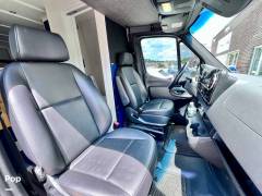 2020 Mercedes-Benz Sprinter 2500 170WB EXT High Ro, $ 89,000