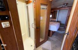 2008 Holiday Rambler Neptune 37PDQ, $ 52,000