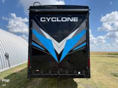 2025 Heartland Cyclone 4006, $ 111,000