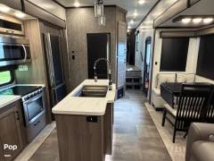 2023 CrossRoads Cameo 3961MB, $ 81,200