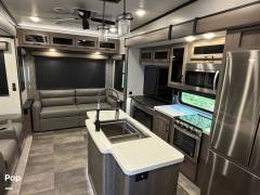 2023 CrossRoads Cameo 3961MB, $ 81,200