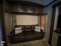 2017 Keystone Montana 3720RL, $ 45,000