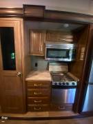 2017 Keystone Montana 3720RL, $ 45,000