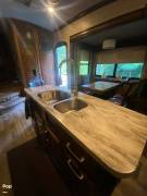 2017 Keystone Montana 3720RL, $ 45,000