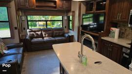 2018 Keystone Alpine 3400RS, $ 49,000