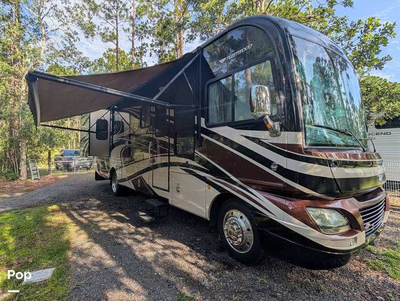 2011 Fleetwood Southwind 36D, $ 39,900