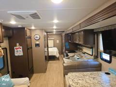 2019 Thor Industries Freedom Traveler A30, $ 55,000