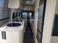 2018 Airstream Interstate Grand Tour EXT Twin 4x4, $ 85,000