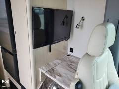 2018 Airstream Interstate Grand Tour EXT Twin 4x4, $ 85,000