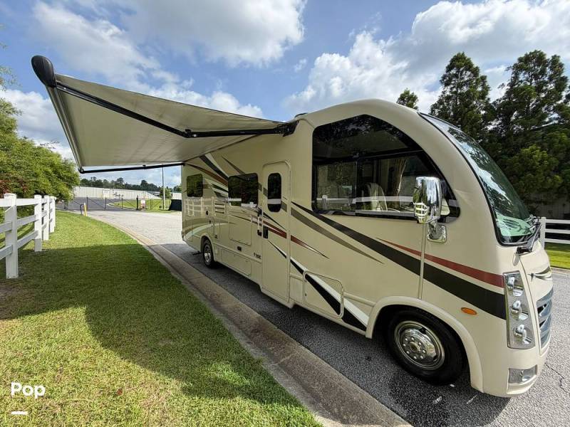 2020 Thor Motor Coach Vegas 24.1, $ 69,000