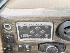 2021 Thor Motor Coach Miramar 35.2, $ 109,000