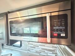 2021 Thor Motor Coach Miramar 35.2, $ 109,000