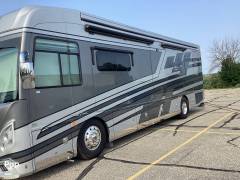 2023 American Coach American Tradition 37S, $ 333,000
