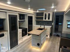 2025 Grand Surveyor 305RLBS, $ 44,500