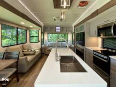 2025 Alliance RV Avenue 32RLS, $ 57,900