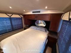 1995 MCI Marathon 40, $ 95,000