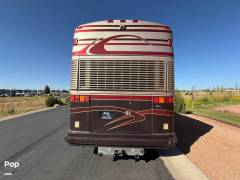 1995 MCI Marathon 40, $ 95,000