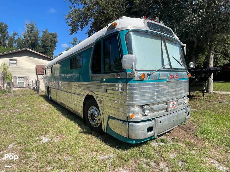 1956 GMC PD4104, $ 25,900