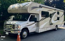 2016 Thor Motor Coach Quantum LF31, $ 49,999