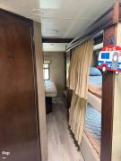 2016 Thor Motor Coach Quantum LF31, $ 49,999